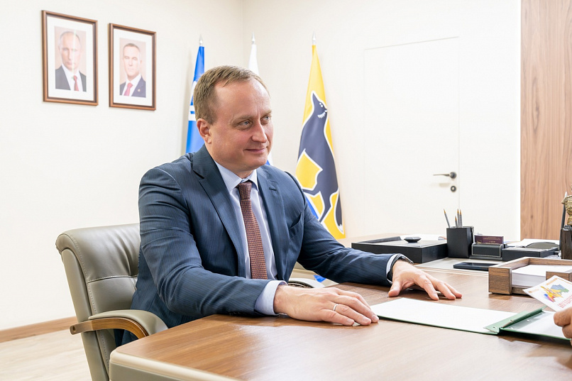 Максим Слепов присоединяется к Попечительскому совету СурГУ: новая глава в развитии города и образования