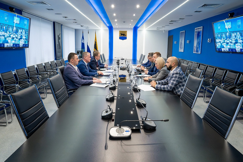 Сургут вновь на вершине успеха в Югре: лидерство на уровне страны