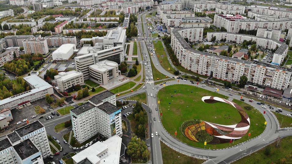 Цветочное оформление Сургута: новые клумбы украсят город этим летом