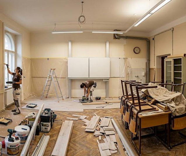В школах Сургута открыли новые профильные классы и обновили оборудование